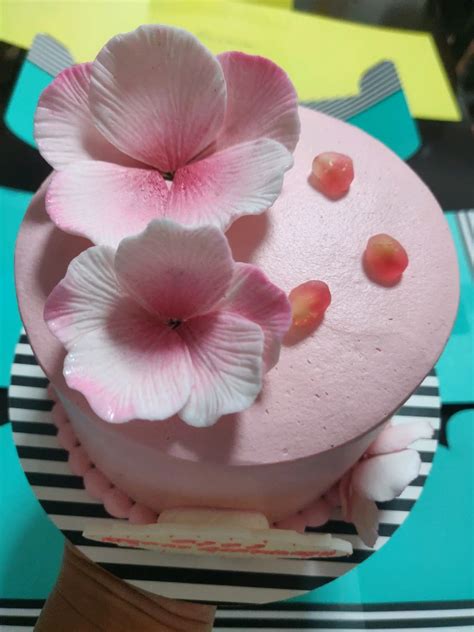 ms b's cakery